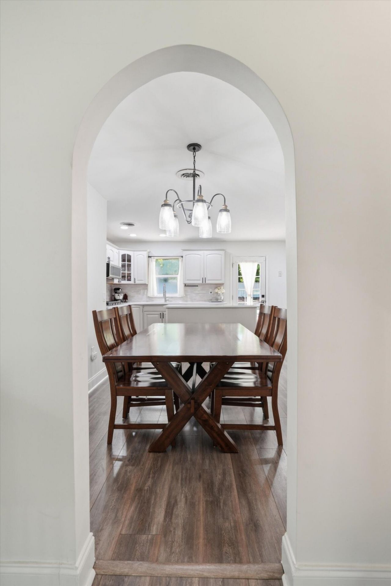 403 Forest Circle Photo 10