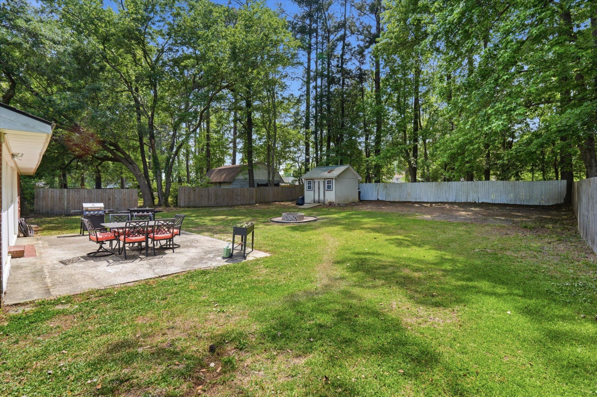 403 Forest Circle Photo 17