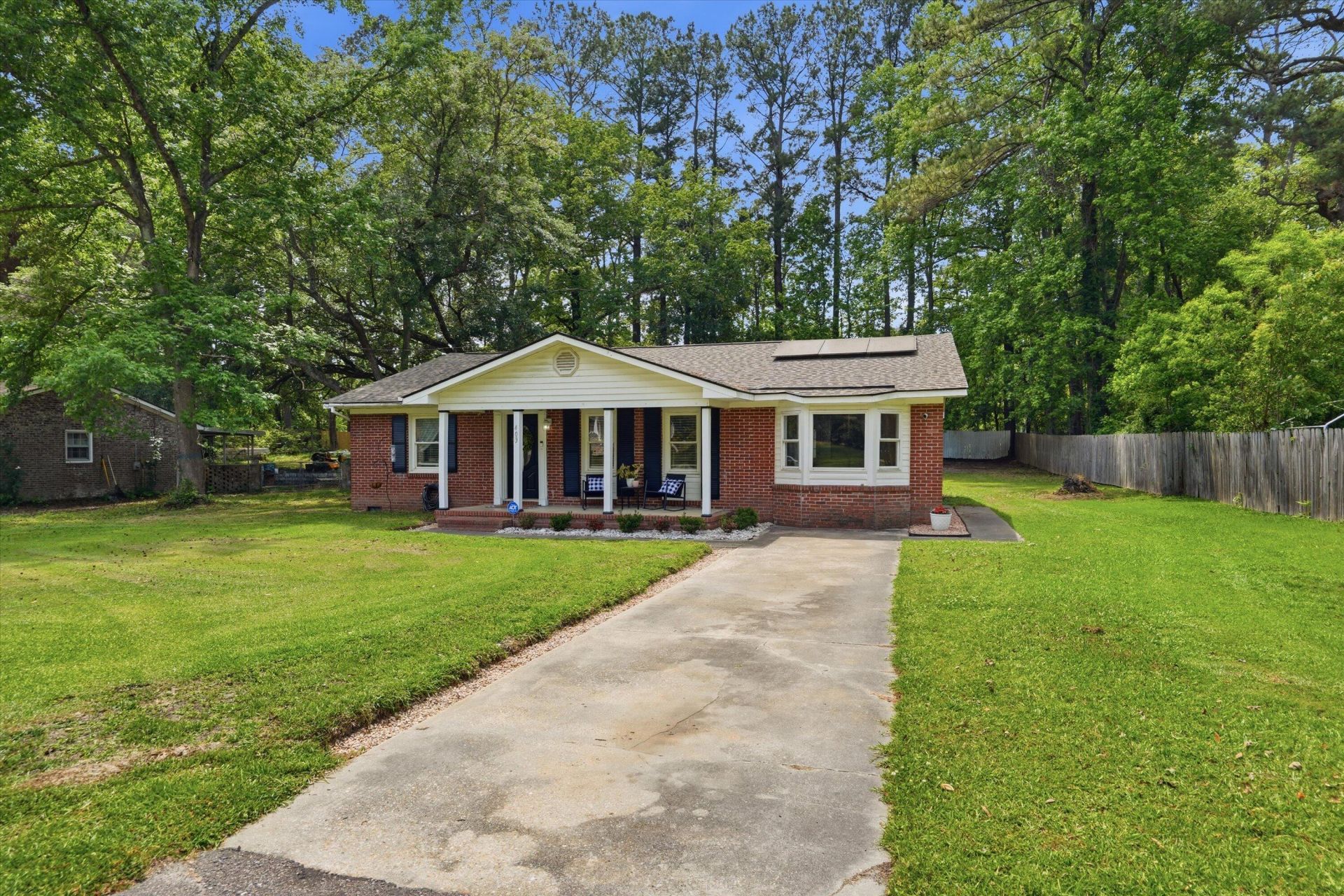 403 Forest Circle Photo 22