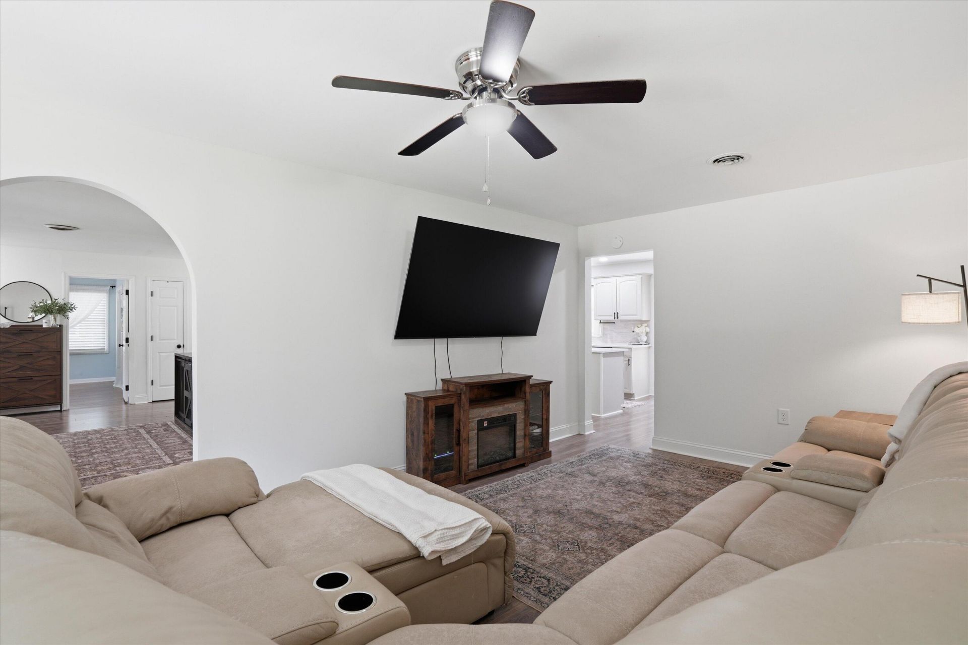 403 Forest Circle Photo 7