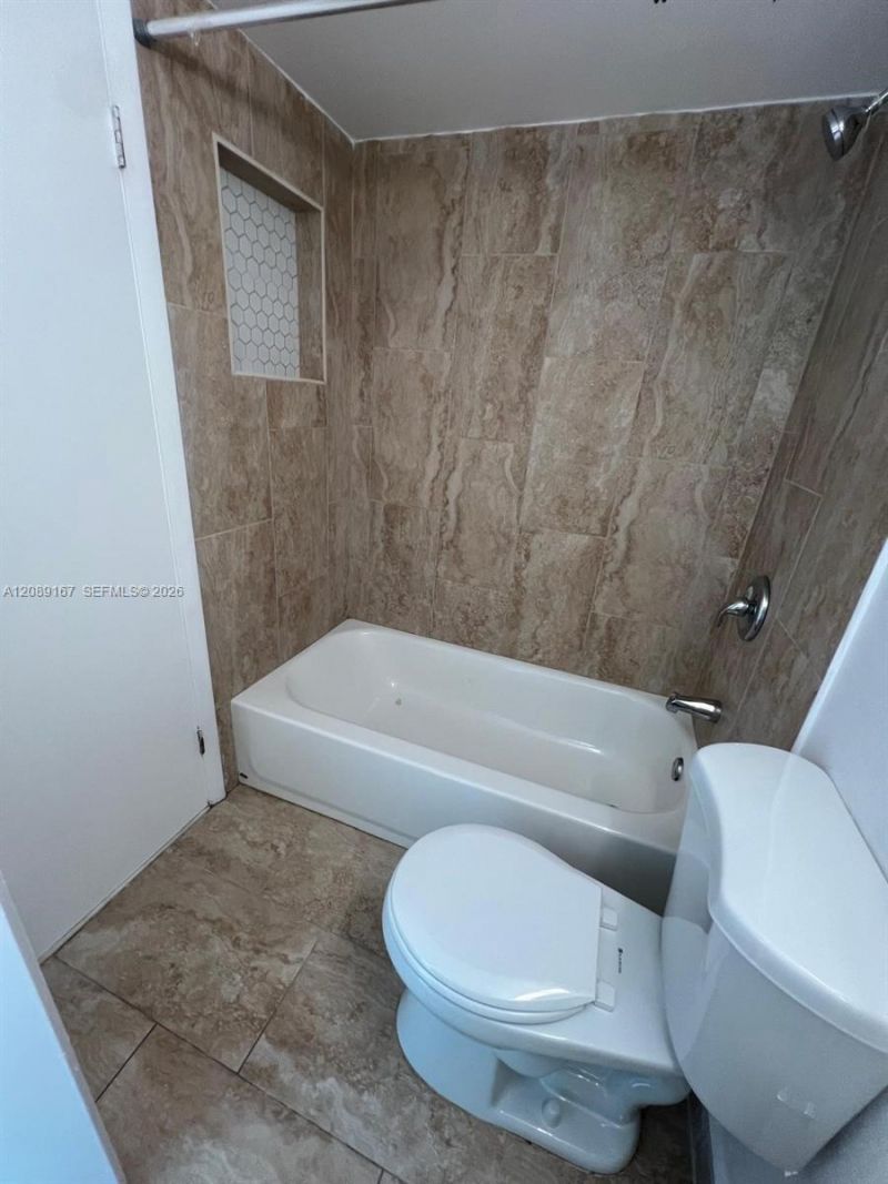 11750 SW 18th St, Unit 427-1, Miami, FL 33175 Photo