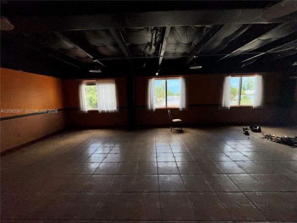 11701 W Okeechobee Rd , Hialeah Gardens, FL 33018