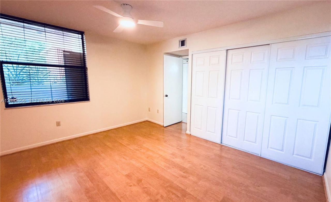 6800 Cypress Rd, Unit 401, Plantation, FL 33317 Photo