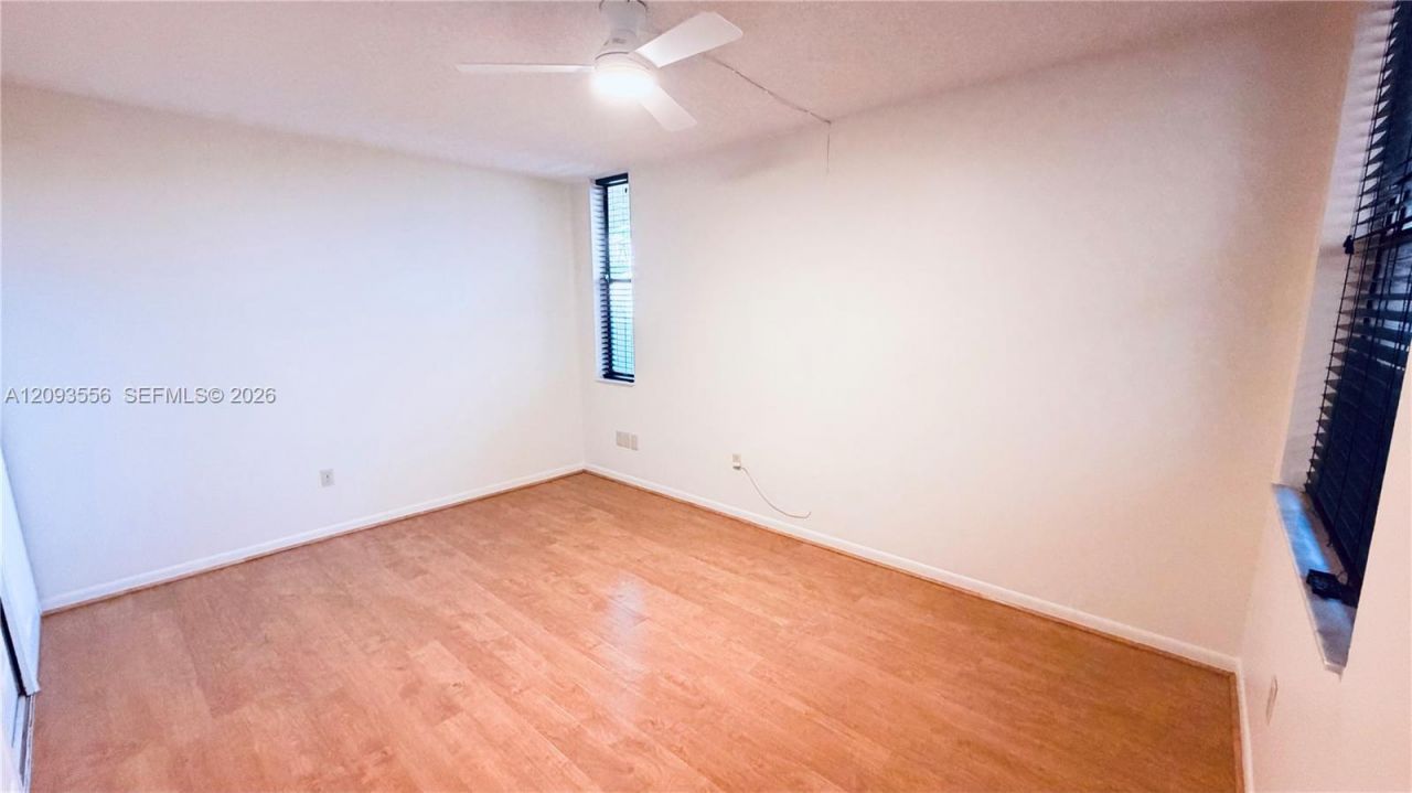 6800 Cypress Rd, Unit 401, Plantation, FL 33317 Photo