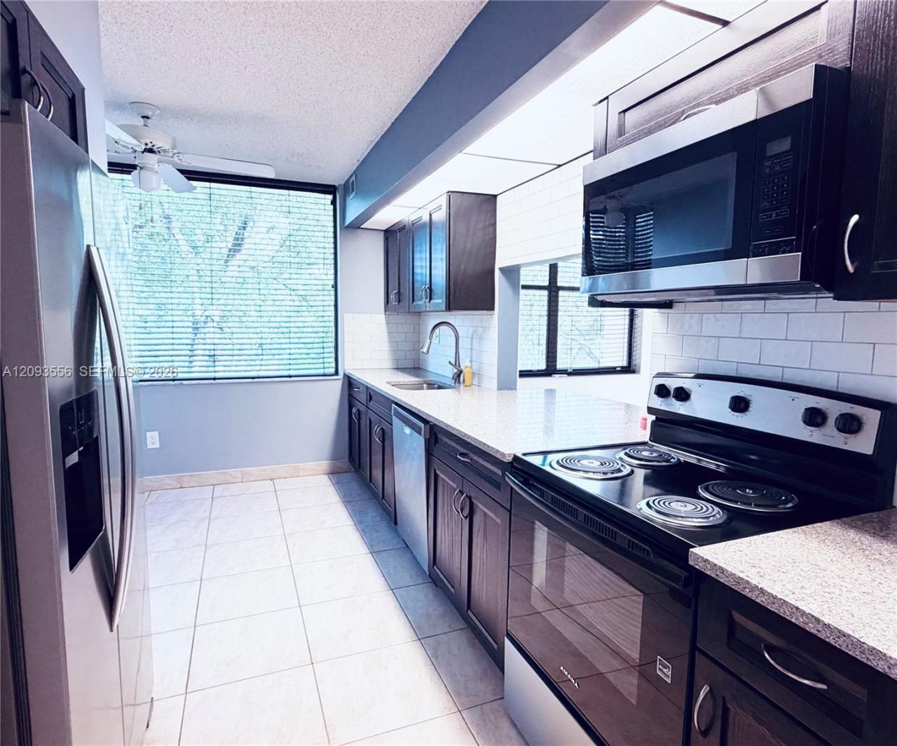 6800 Cypress Rd, Unit 401, Plantation, FL 33317 Photo