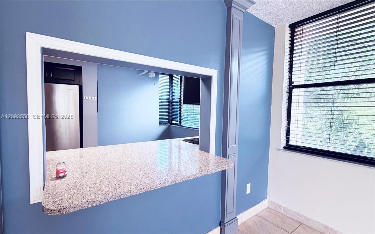 6800 Cypress Rd, Unit 401, Plantation, FL 33317 Photo