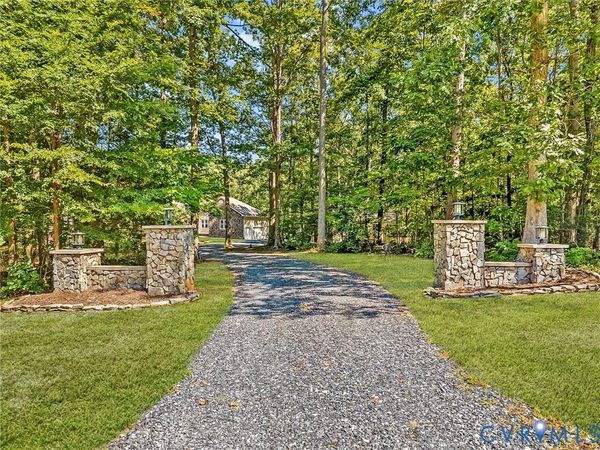 6126 Autumn Bluff Road , Powhatan, VA 23139