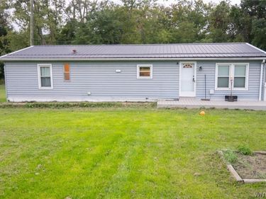 1790 Saltvale Road , Warsaw, NY 14569