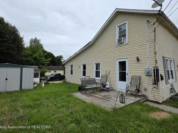 1335 N Walnut Street, Lansing, MI 48906