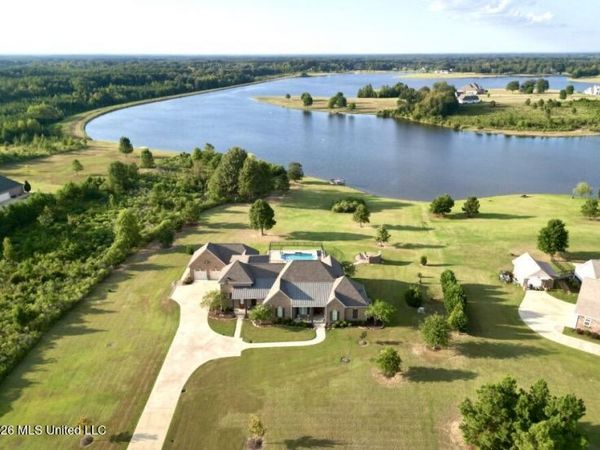 129 Churchill Place, Madison, MS 39110
