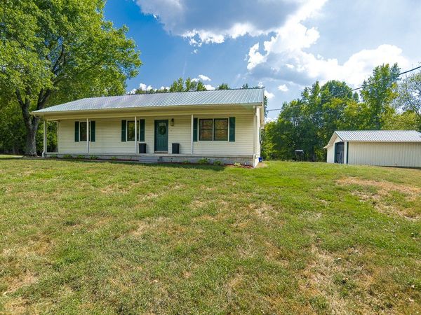 373 Snell Rd , Shelbyville, TN 37160
