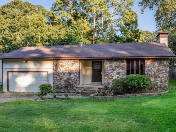 12013 Lemoncrest Lane, Little Rock, AR 72210