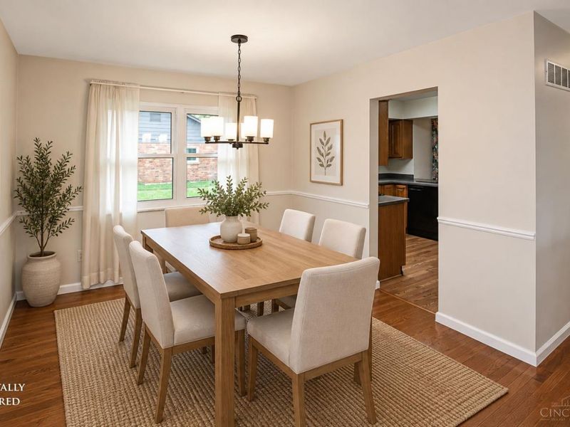 8044 Honeysuckle Lane, West Chester, OH 45069 Photo 13
