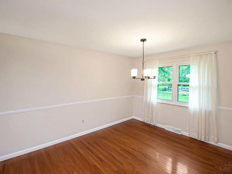 8044 Honeysuckle Lane, West Chester, OH 45069 Photo 15