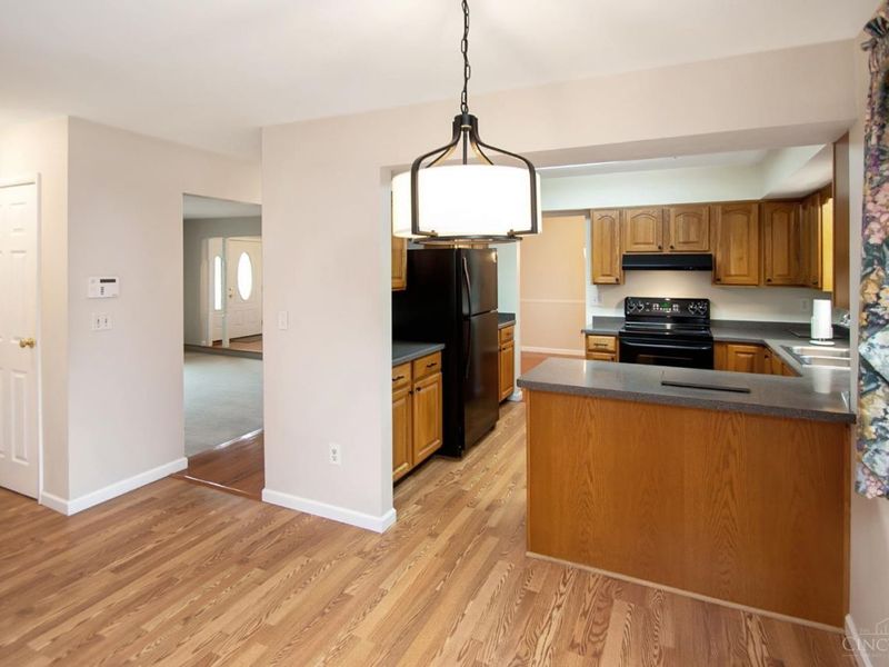 8044 Honeysuckle Lane, West Chester, OH 45069 Photo 19