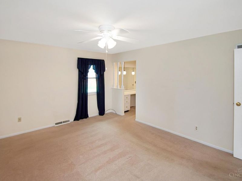 8044 Honeysuckle Lane, West Chester, OH 45069 Photo 26