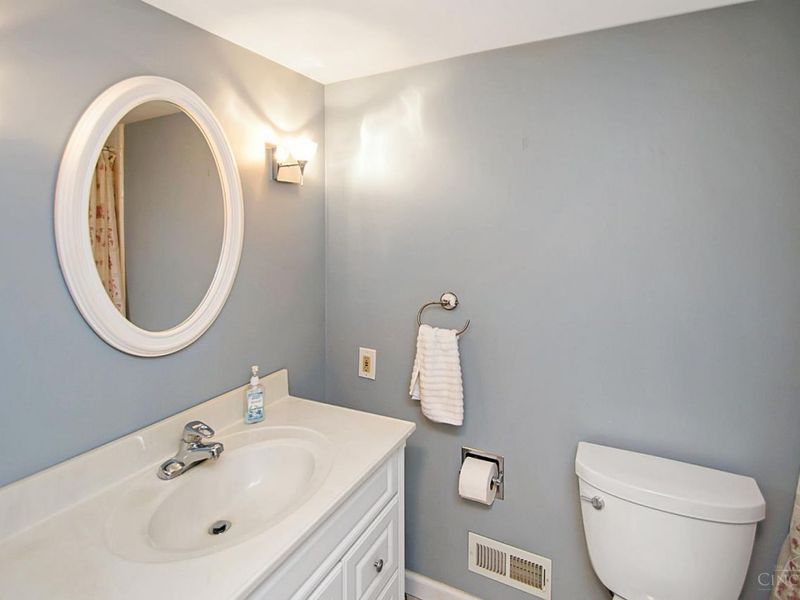 8044 Honeysuckle Lane, West Chester, OH 45069 Photo 36