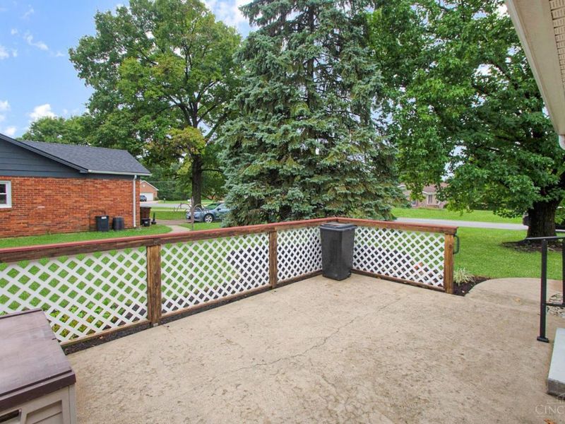 8044 Honeysuckle Lane, West Chester, OH 45069 Photo 38