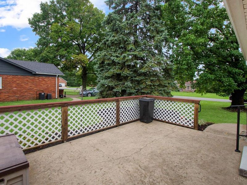 8044 Honeysuckle Lane, West Chester, OH 45069 Photo 39