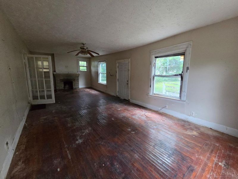 5529 Stewart Road, Columbia Township, OH 45227 Photo 3