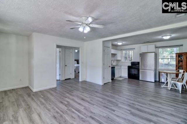 237 Grove Drive Photo 14