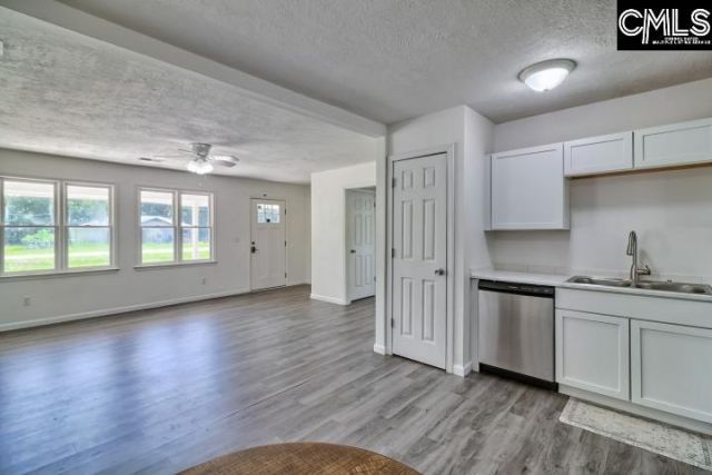 237 Grove Drive Photo 18