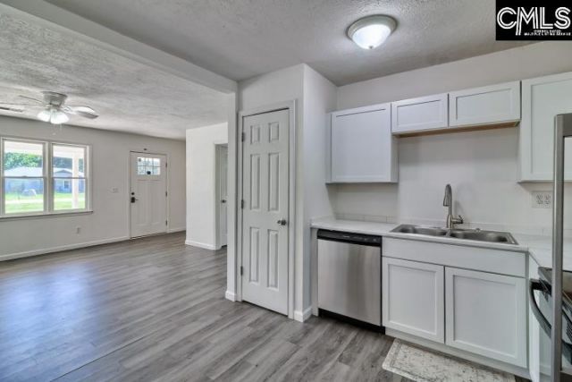237 Grove Drive Photo 19