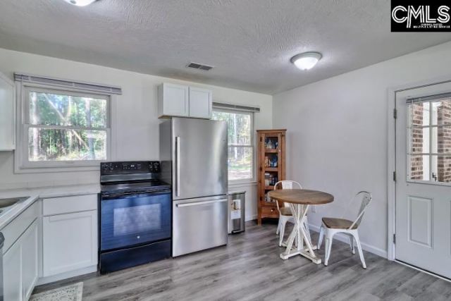 237 Grove Drive Photo 21