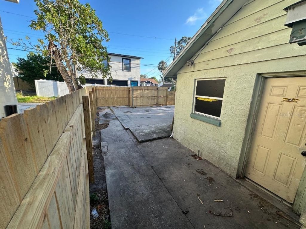 821 Paris Avenue S, Saint Petersburg, FL 33701 Photo