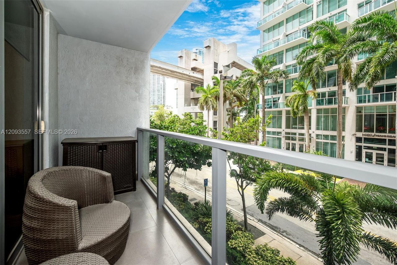 31 SE 6th St , Unit 304, Miami, FL 33131 Photo
