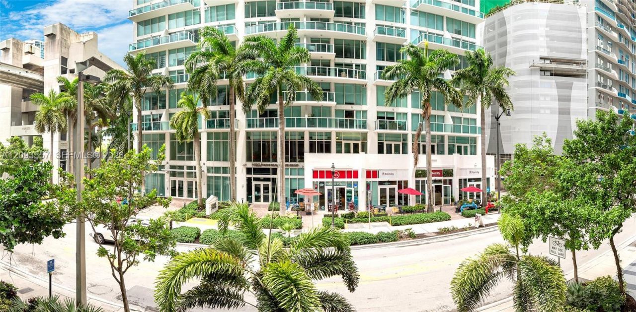 31 SE 6th St , Unit 304, Miami, FL 33131 Photo