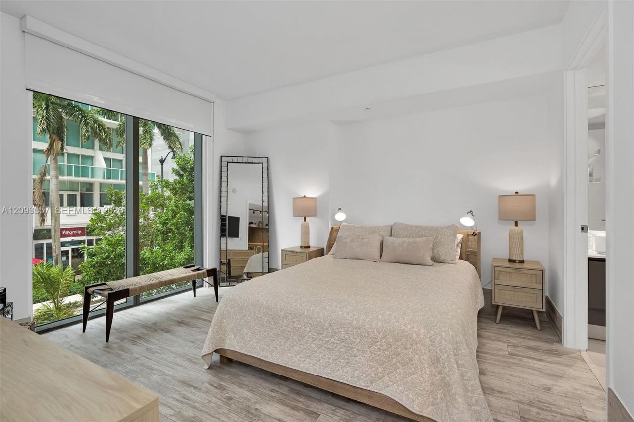 31 SE 6th St , Unit 304, Miami, FL 33131 Photo