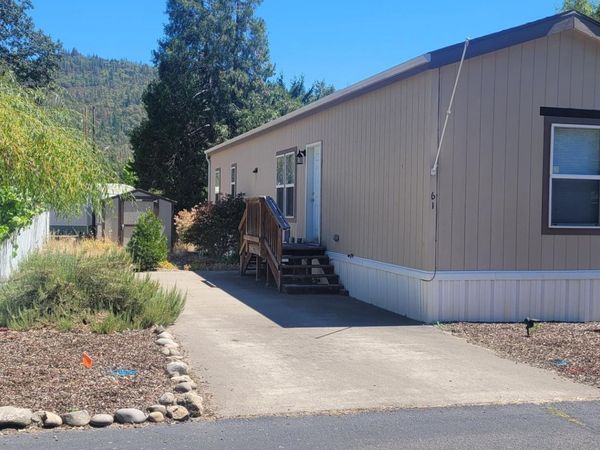 22071 Highway 62, Unit # 61, Shady Cove, OR 97539