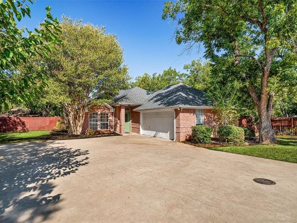 8816 The Briers Court, Granbury, TX 76049