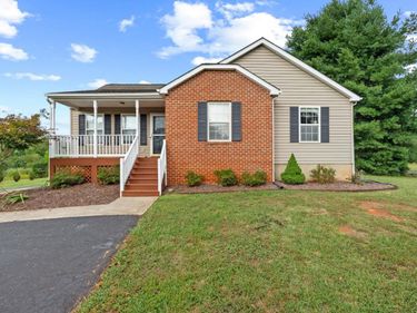284 Union Hill Road, Amherst, VA 24521