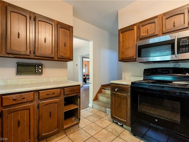 151 Overlook Drive, Alliance, OH 44601 Photo 19