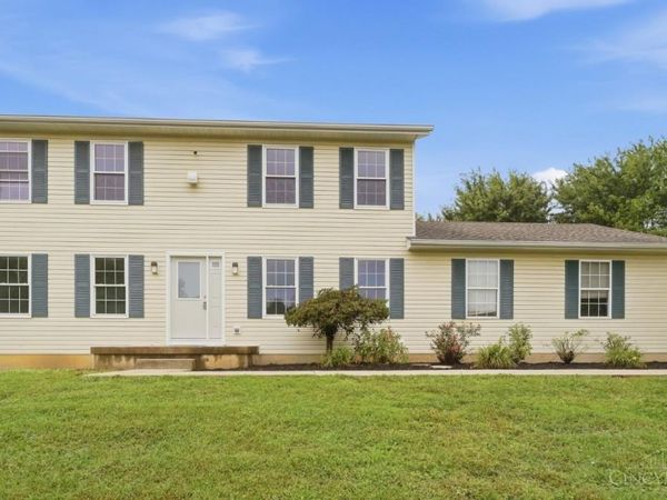 6265 Middleboro Road, Blanchester, OH 45107