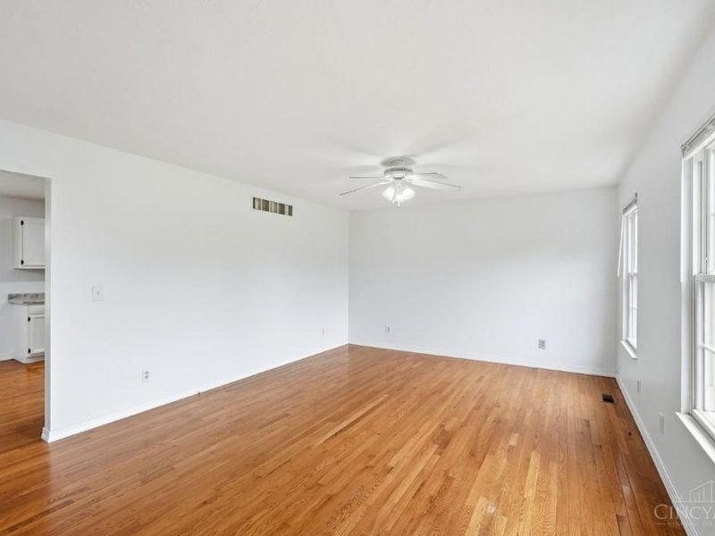 6265 Middleboro Road, Harlan Township, OH 45107 Photo 8
