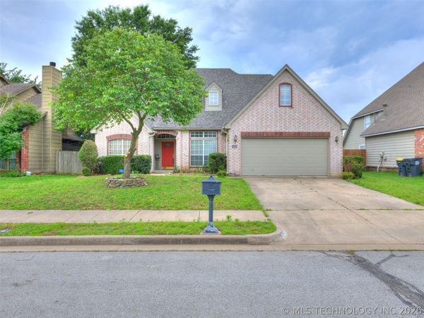 3006 N G Street , Jenks, OK 74037