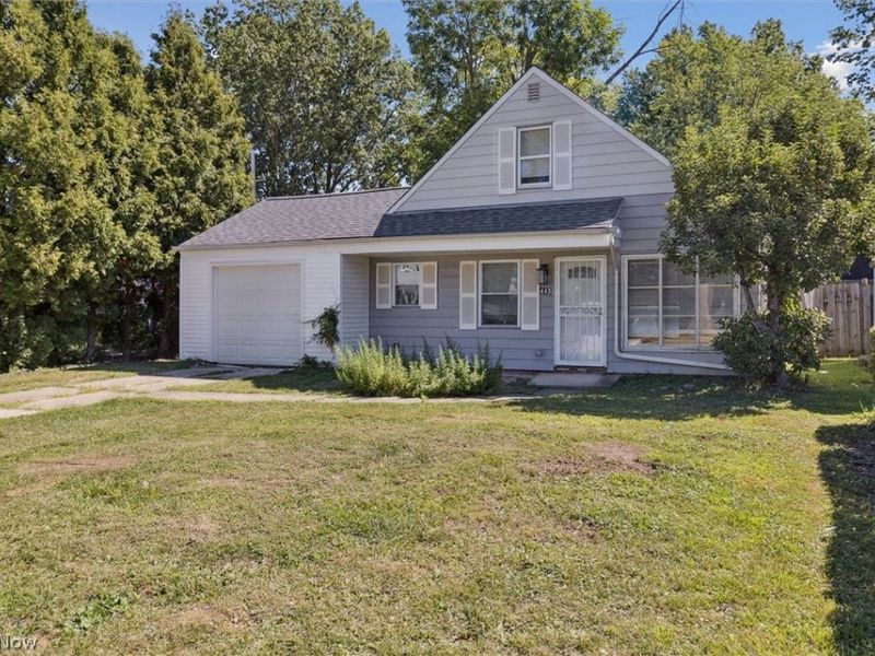 443 Fairway Boulevard, Wickliffe, OH 44095 Photo 2