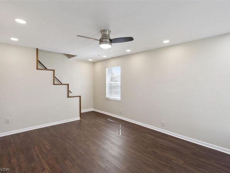 443 Fairway Boulevard, Wickliffe, OH 44095 Photo 4