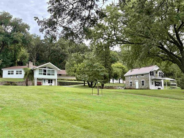2166 Pole Line Road, Decorah, IA 52101