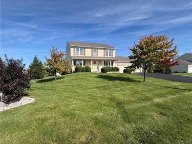 4458 Tabitha Crk Drive , Syracuse, NY 13215