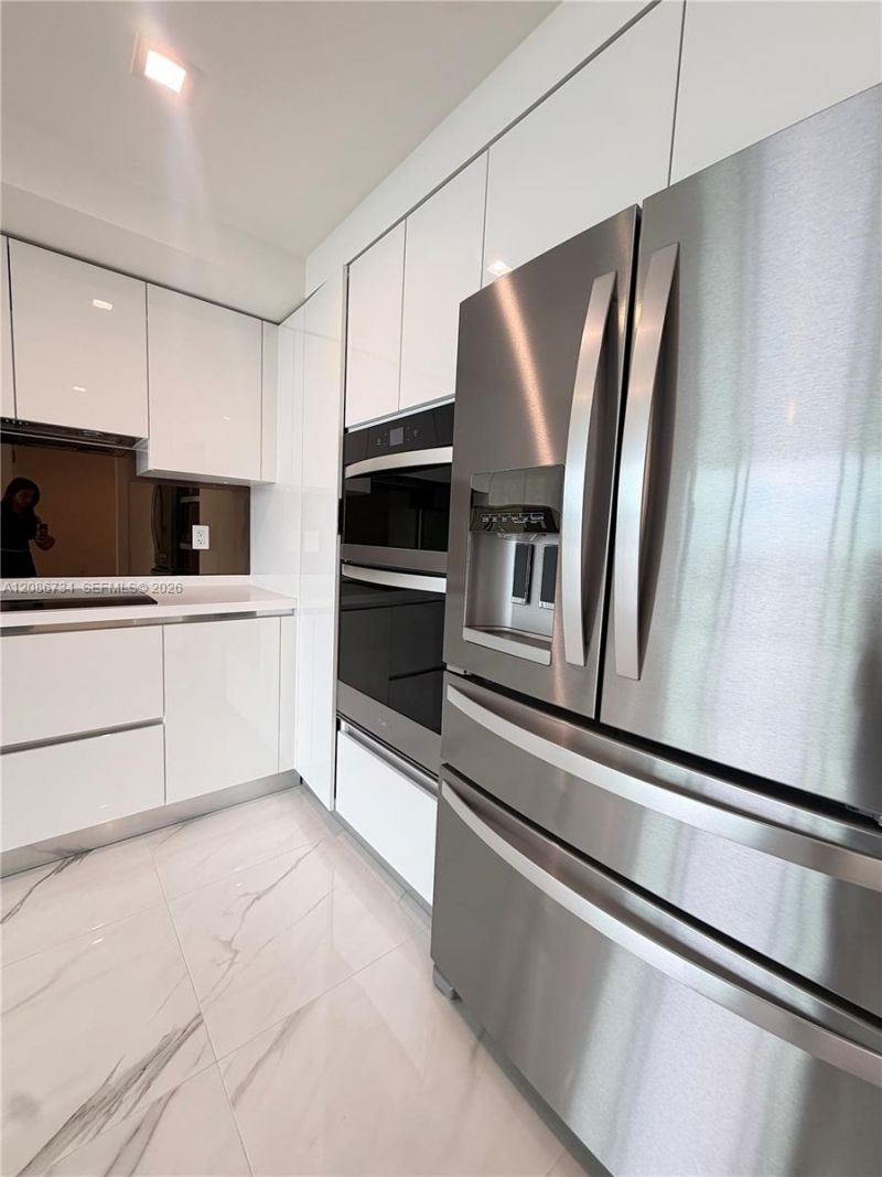 1170 E Hallandale, Unit 1003, Hallandale Beach, FL 33009 Photo