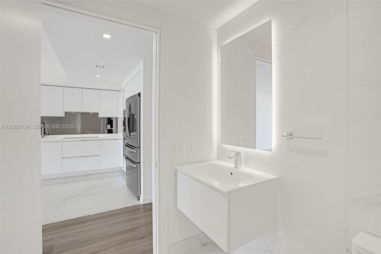 1170 E Hallandale, Unit 1003, Hallandale Beach, FL 33009 Photo