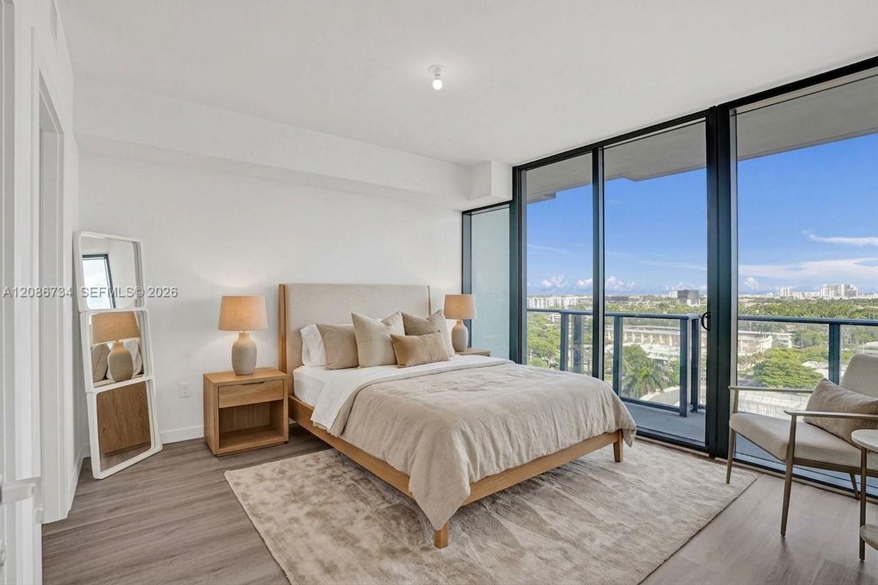 1170 E Hallandale, Unit 1003, Hallandale Beach, FL 33009 Photo