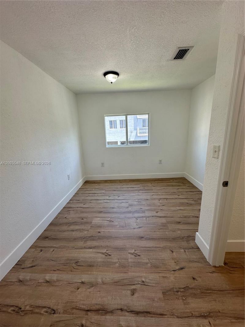 3123 NW 22nd Ct, Unit D, Miami, FL 33142 Photo