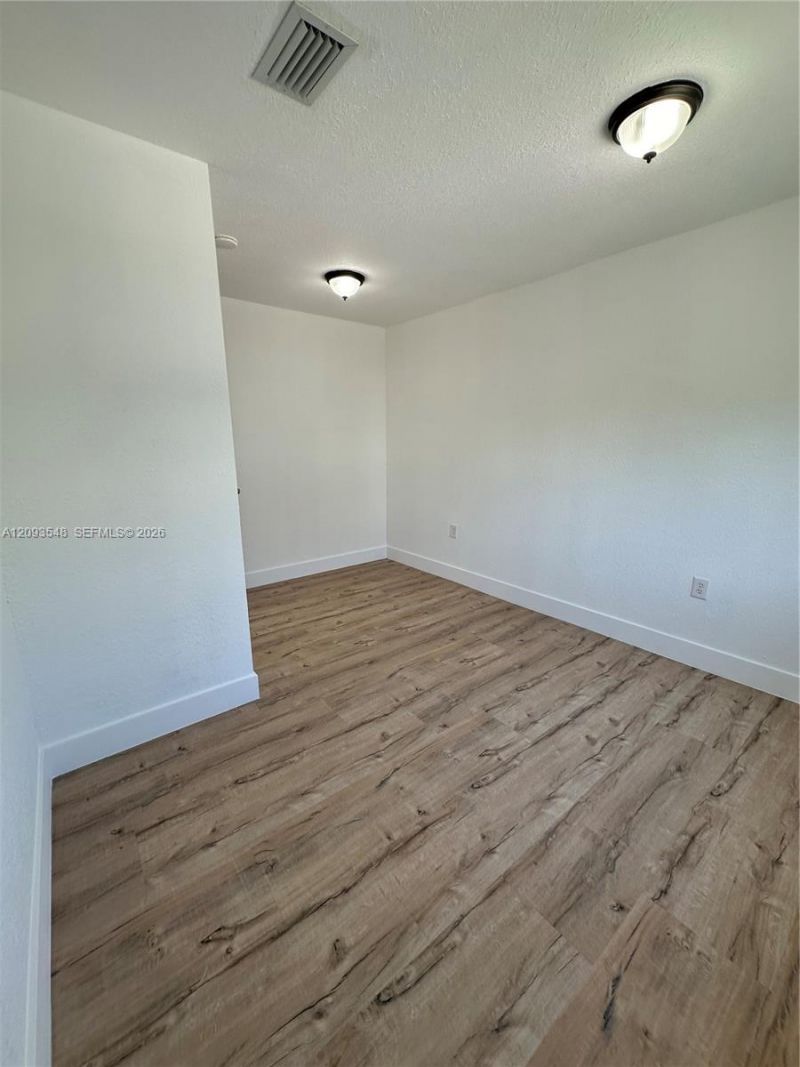 3123 NW 22nd Ct, Unit D, Miami, FL 33142 Photo