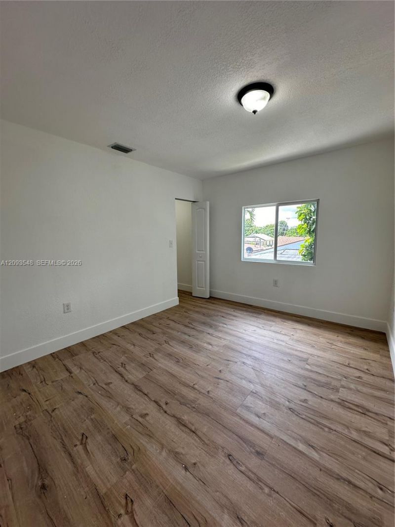 3123 NW 22nd Ct, Unit D, Miami, FL 33142 Photo