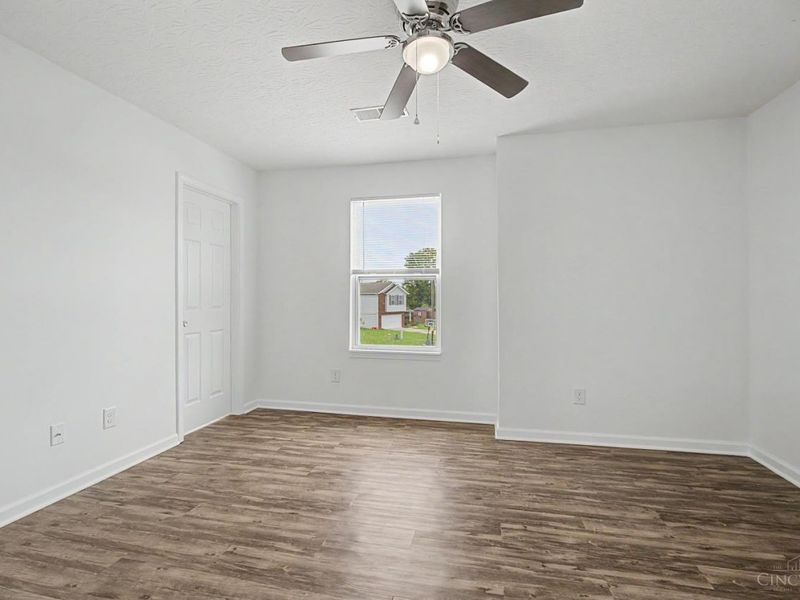215 Wexford Drive, Monroe, OH 45050 Photo 5